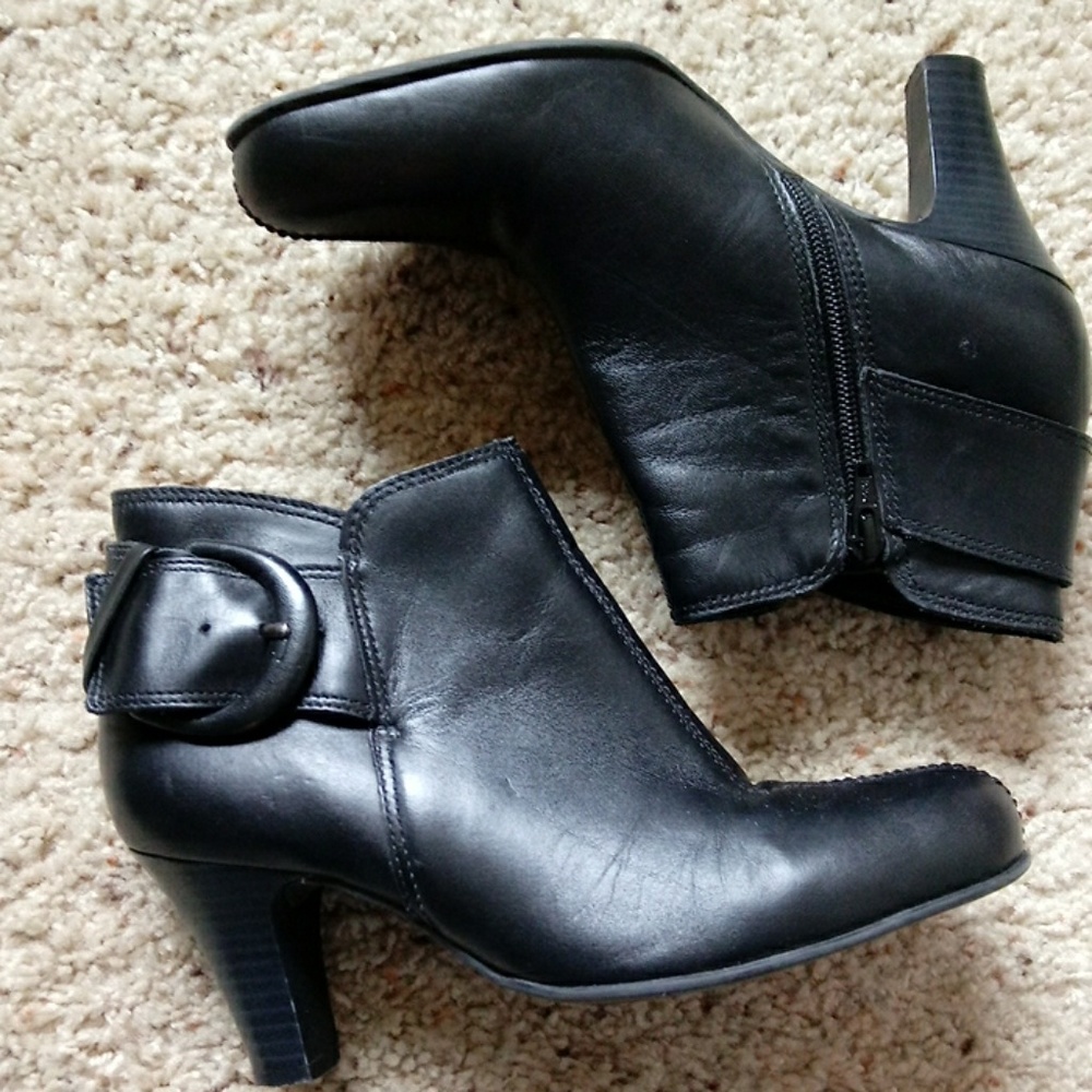 ITALIAN BOOTS LEATHER NEED NEW HOME!